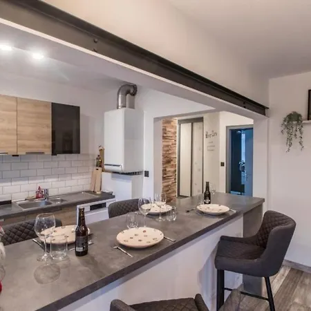 Le Saver'zaru, Centre Ville, T2 55m² *
