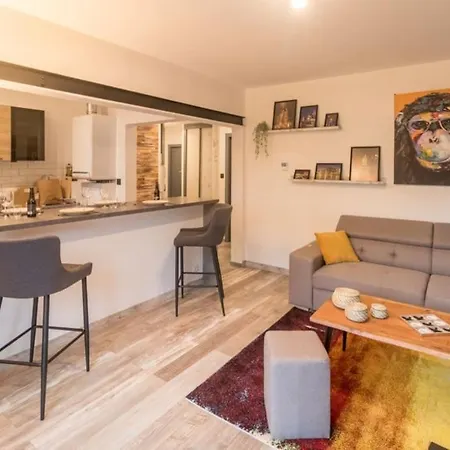 Apartment Le Saver'zaru, Centre Ville, T2 55m² *